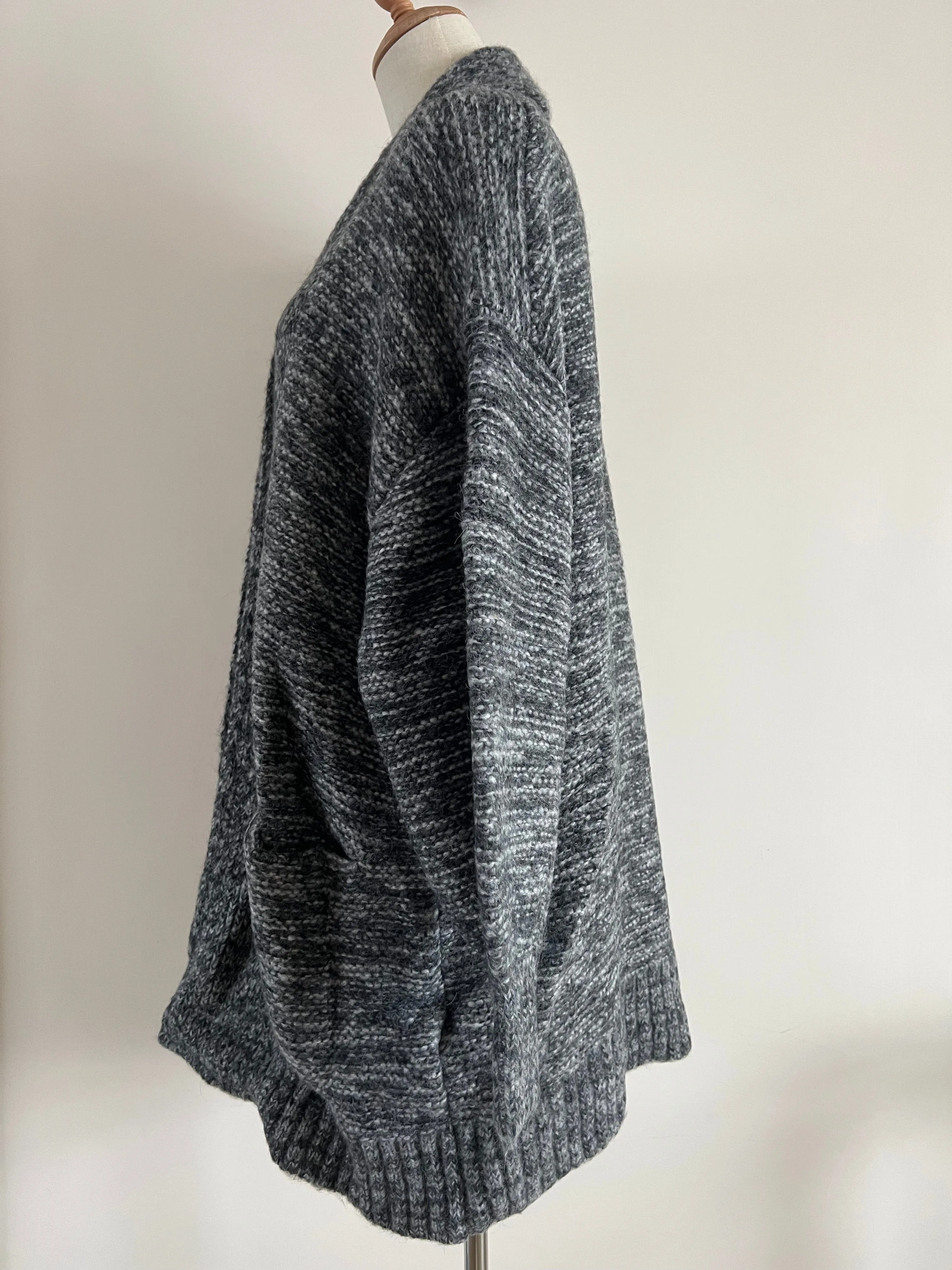Griffith Cardigan (Oversized)