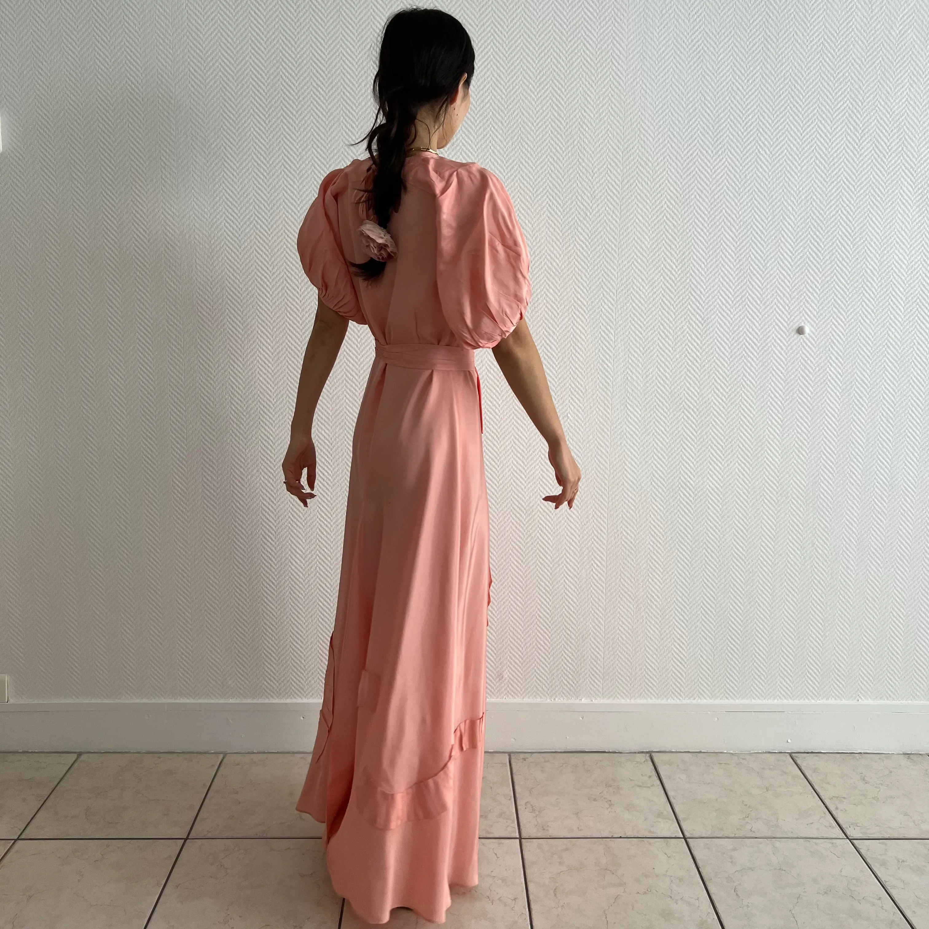Rare French vintage 1930s peach ball gown