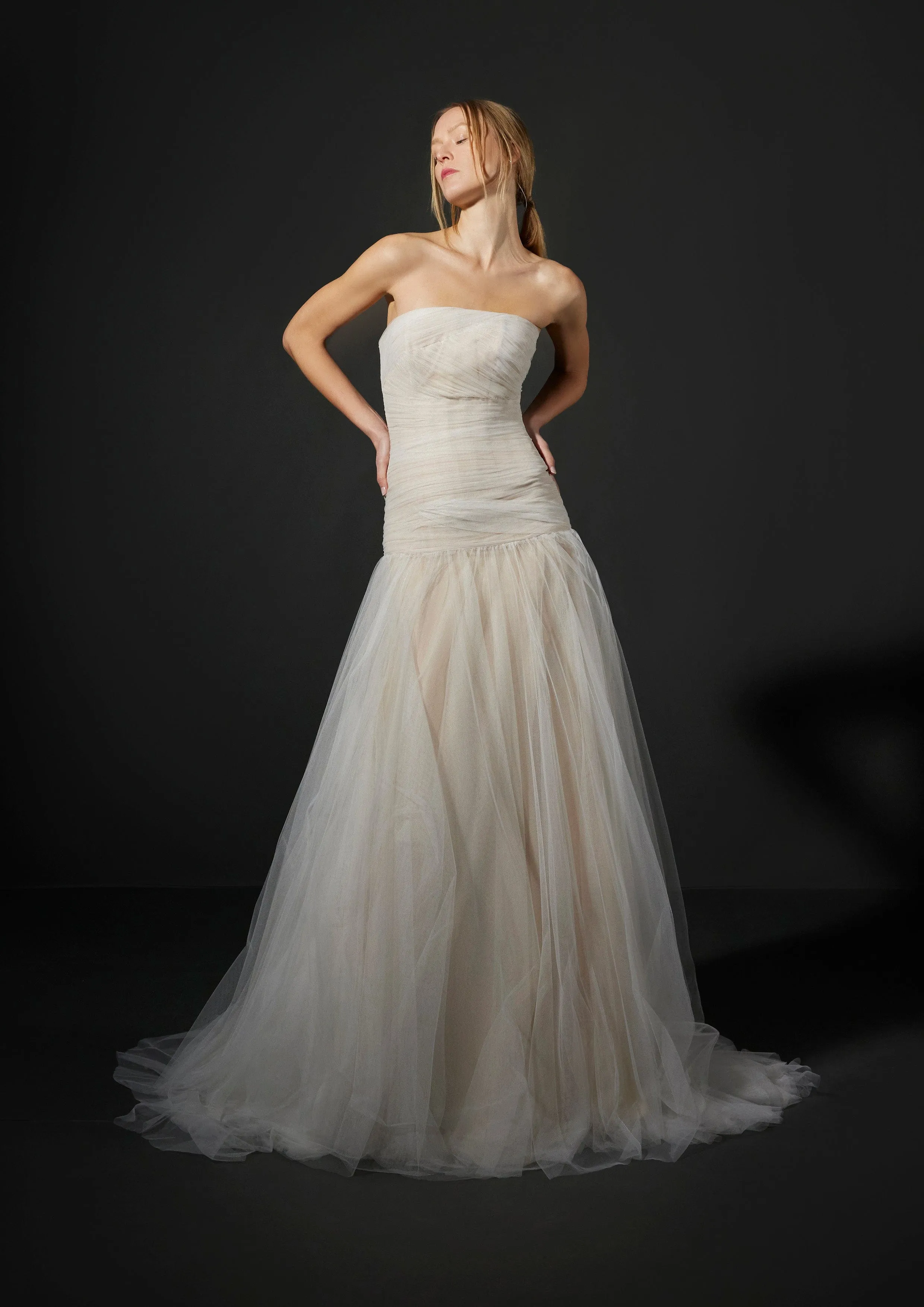 Vera Wang: Aloue