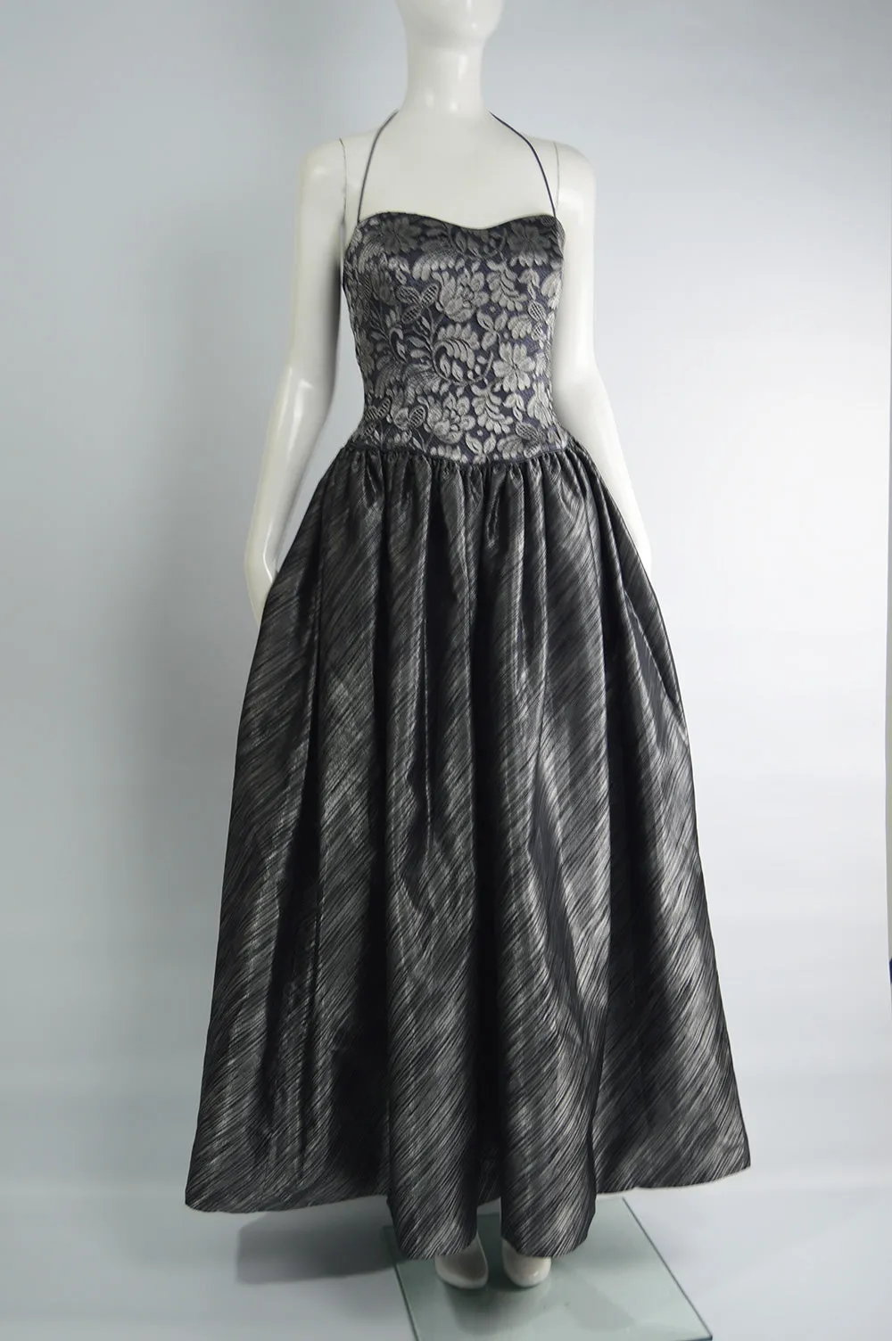 Vintage Silver Lace & Lamé Full Skirt Evening Gown